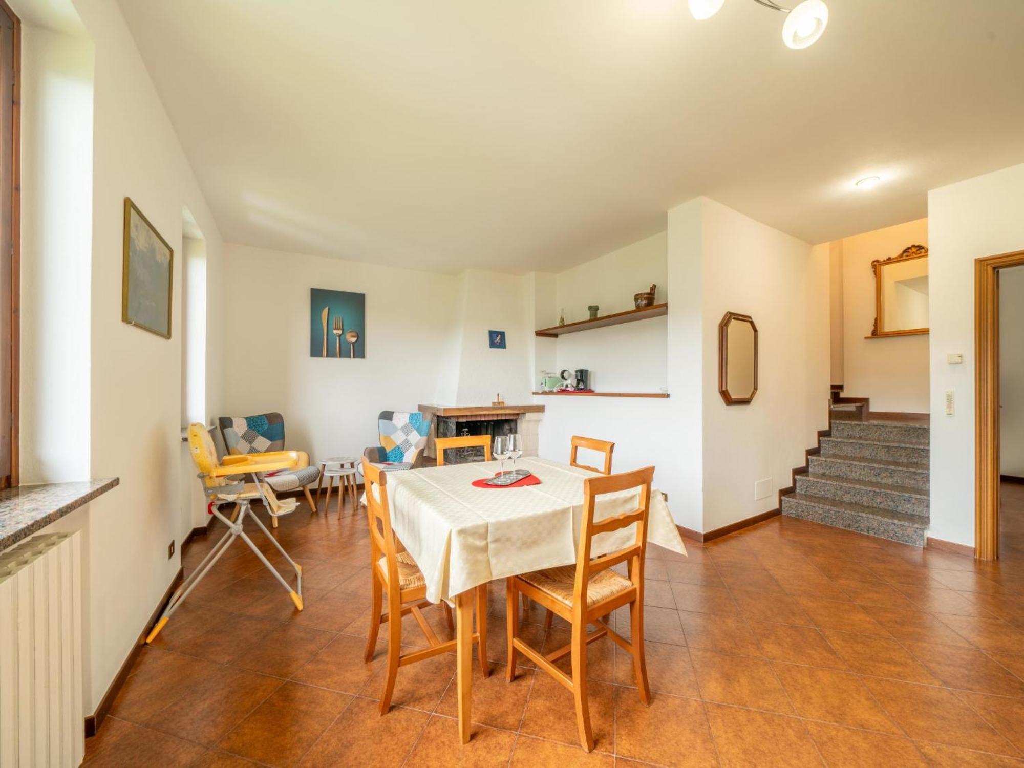 Apartment Tondo-2 By Interhome Castelveccana Εξωτερικό φωτογραφία